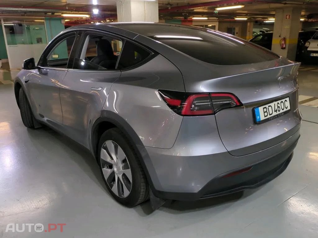 Tesla Model Y Long Range Tração Integral