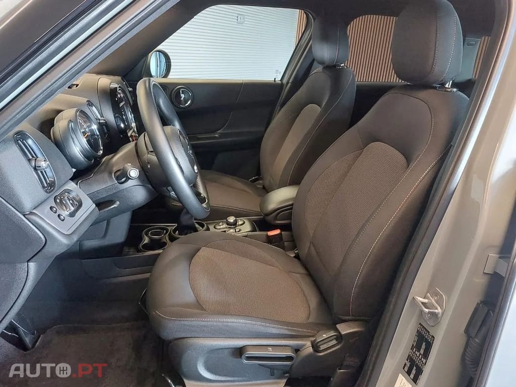 MINI Countryman One D