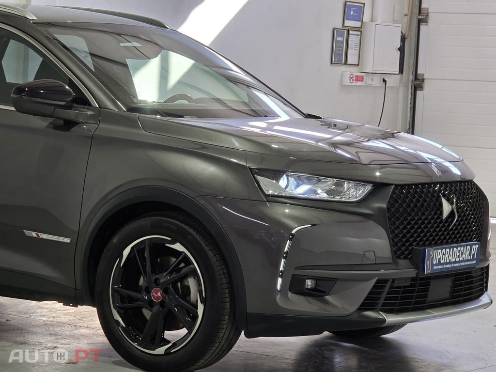 DS DS7 Crossback E-Tense Performance Line EAT8
