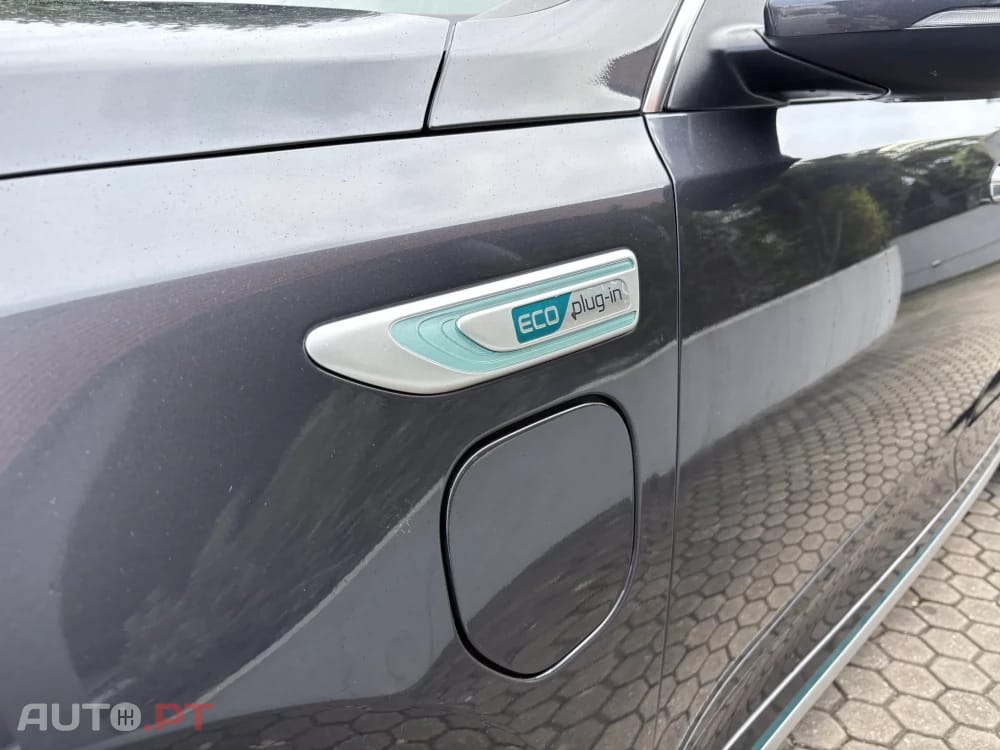 Kia Optima 2.0 CVVT PHEV