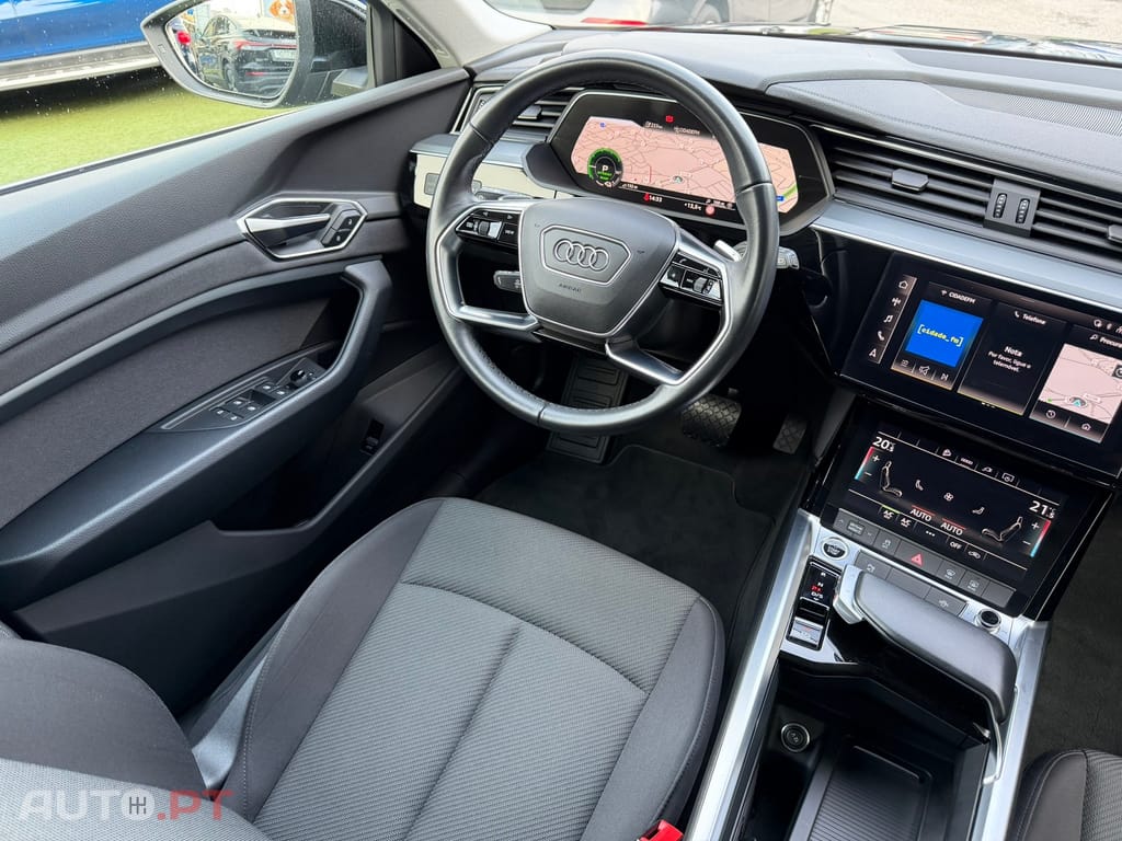 Audi Q8 E-Tron 55 quattro Advanced