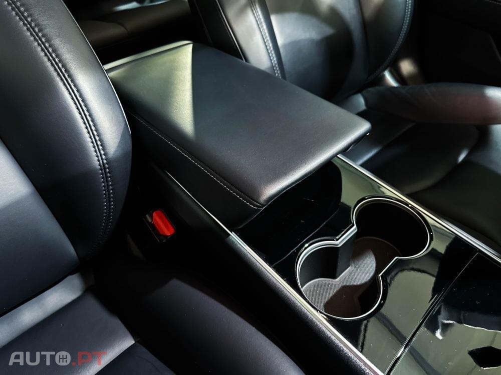 Tesla Model 3 Long-Range Dual Motor AWD