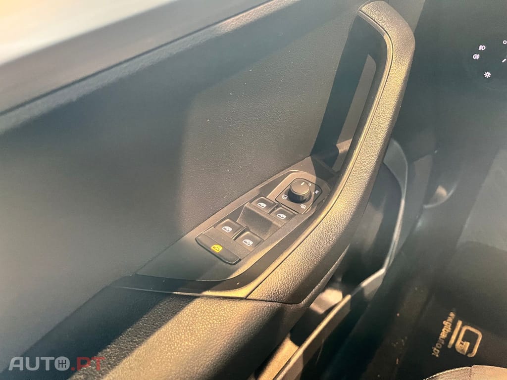 Skoda Karoq 1.0 TSI Ambition