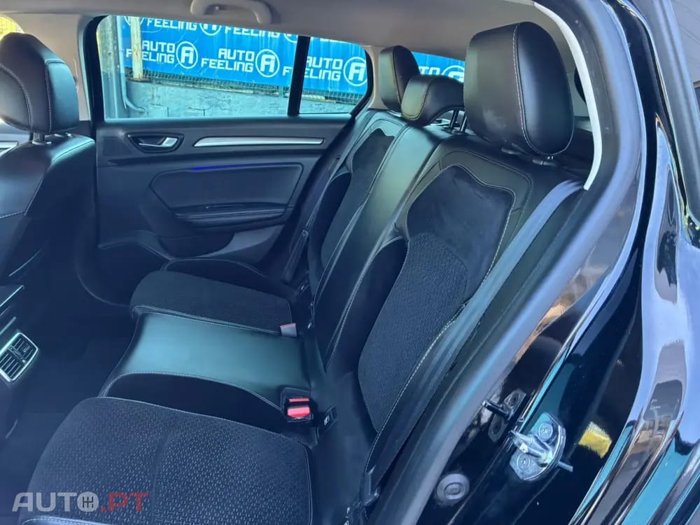 Renault Mégane IV SPORT TOURER 1.5 DCI INTENSE