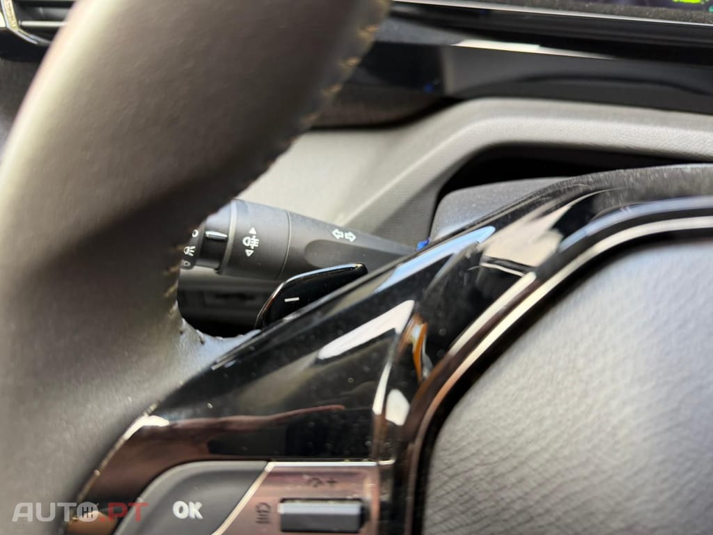 Peugeot 408 MHEV Allure