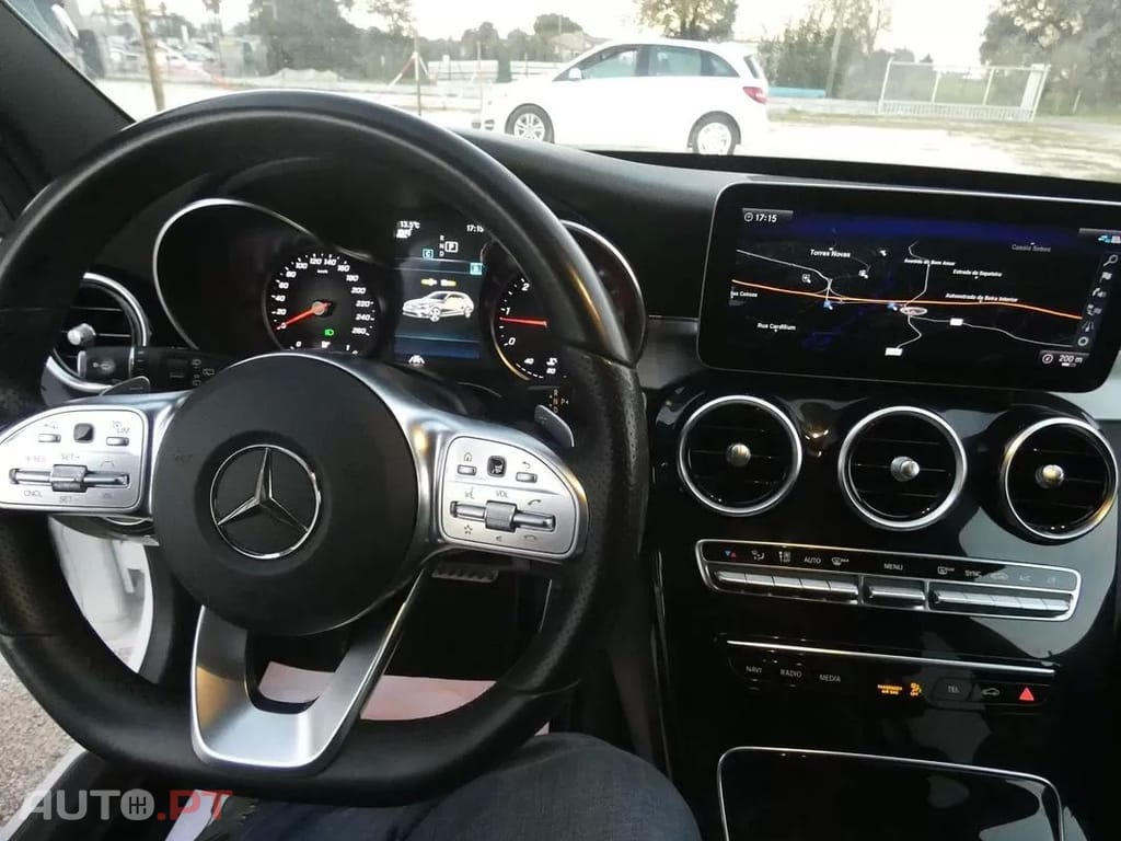Mercedes-Benz C 220 d AMG Line