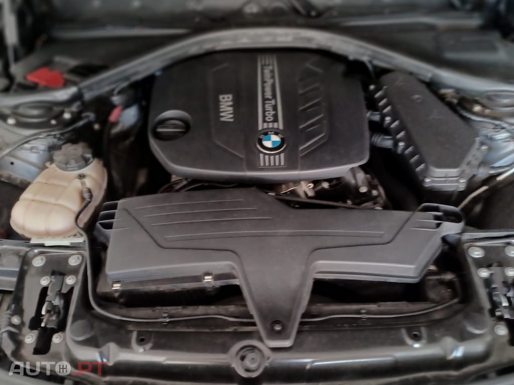 BMW 320 Touring d Luxury 184cv