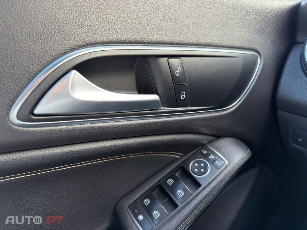 Mercedes-Benz CLA 180 d Urban