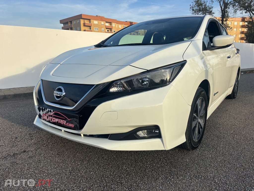 Nissan Leaf Tekna ProPilot Park