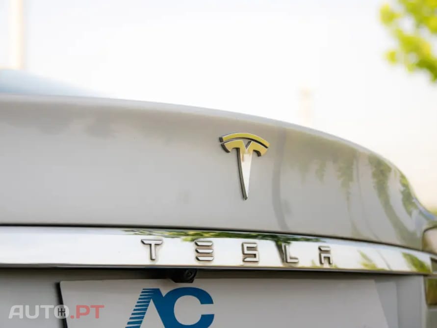 Tesla Model S 70D AWD