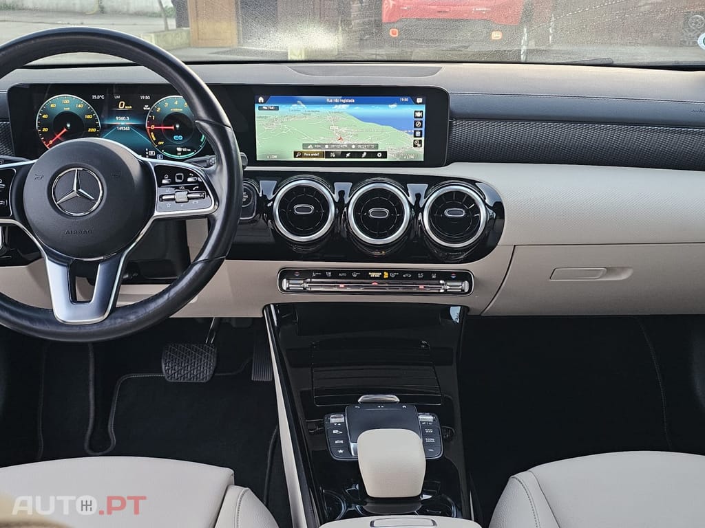 Mercedes-Benz CLA 250 250e hybrid plug-in