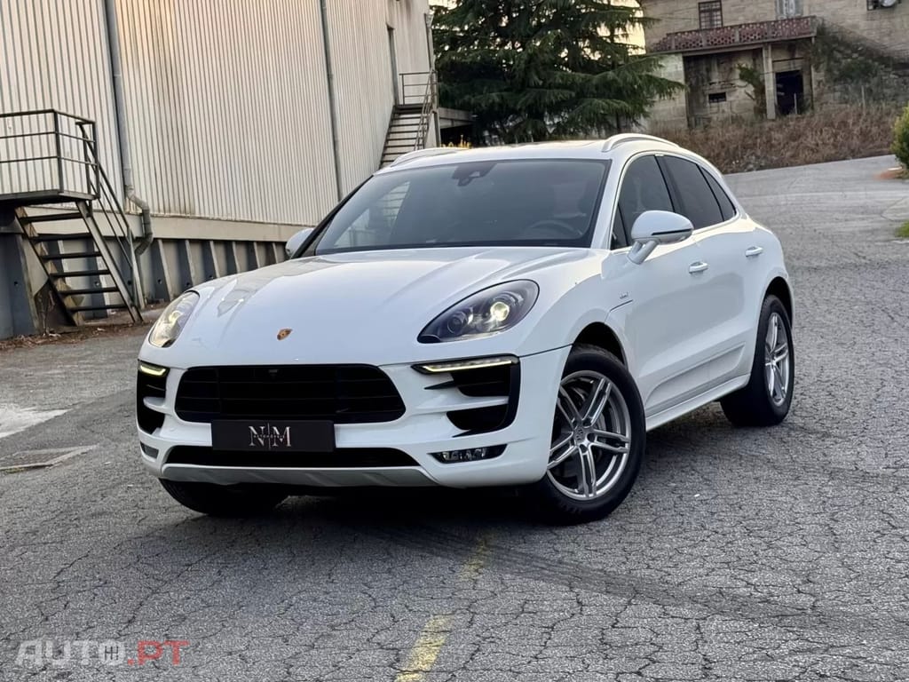 Porsche Macan S