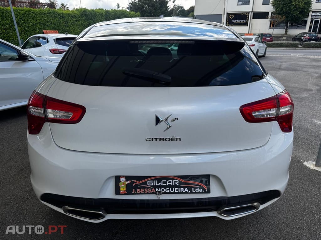 Citroen DS5 2.0 HDi Hybrid4 So Chic CMP6