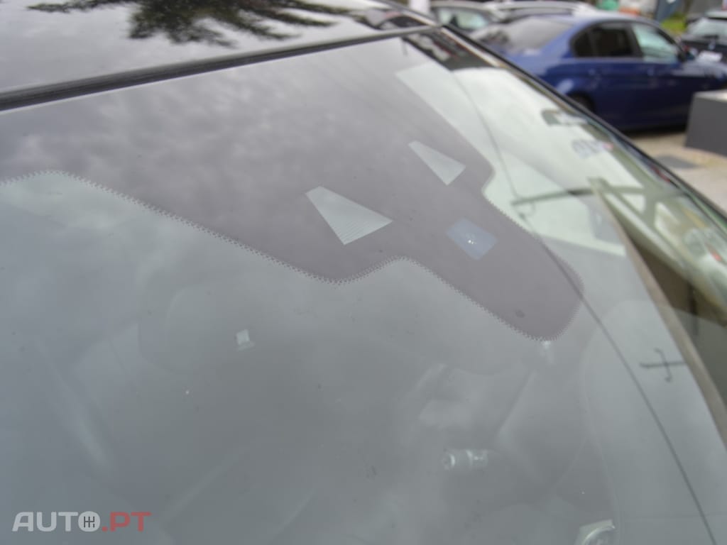 Land Rover Range Rover 2.0 TD4 SE Auto