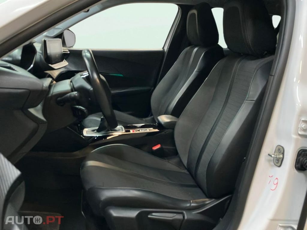 Peugeot 2008 BlueHDi 110 Allure Pack