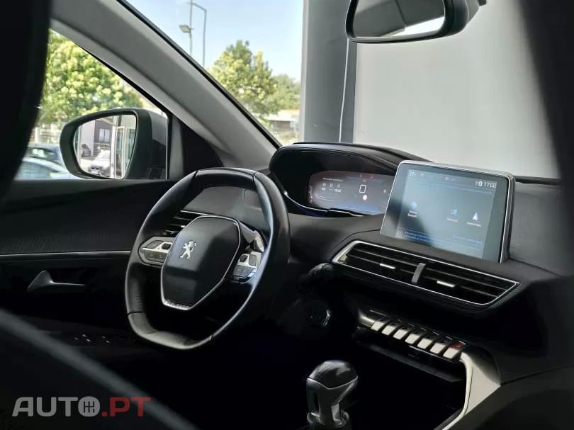 Peugeot 3008 1.5 BlueHDi Active