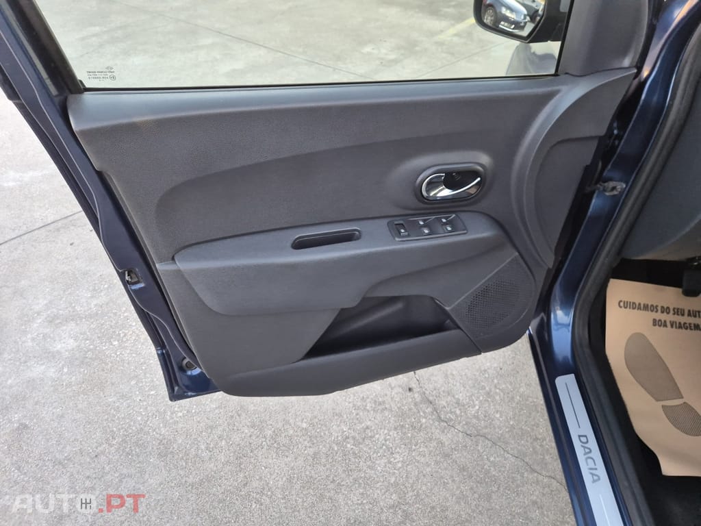 Dacia Lodgy 1.5 dCi SL 10 Anos 7L