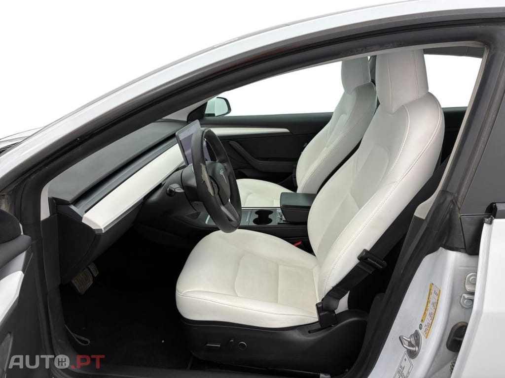 Tesla Model 3 Long-Range Dual Motor AWD