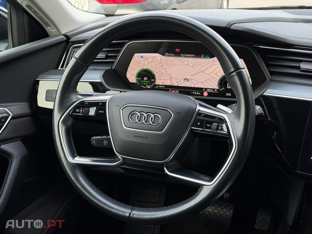 Audi Q8 E-Tron 55 quattro Advanced