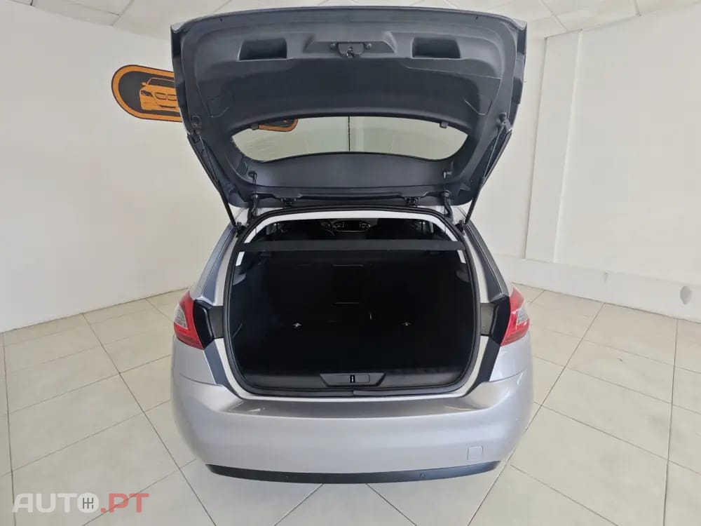 Peugeot 308 PureTech 130 EAT8 Allure Pack