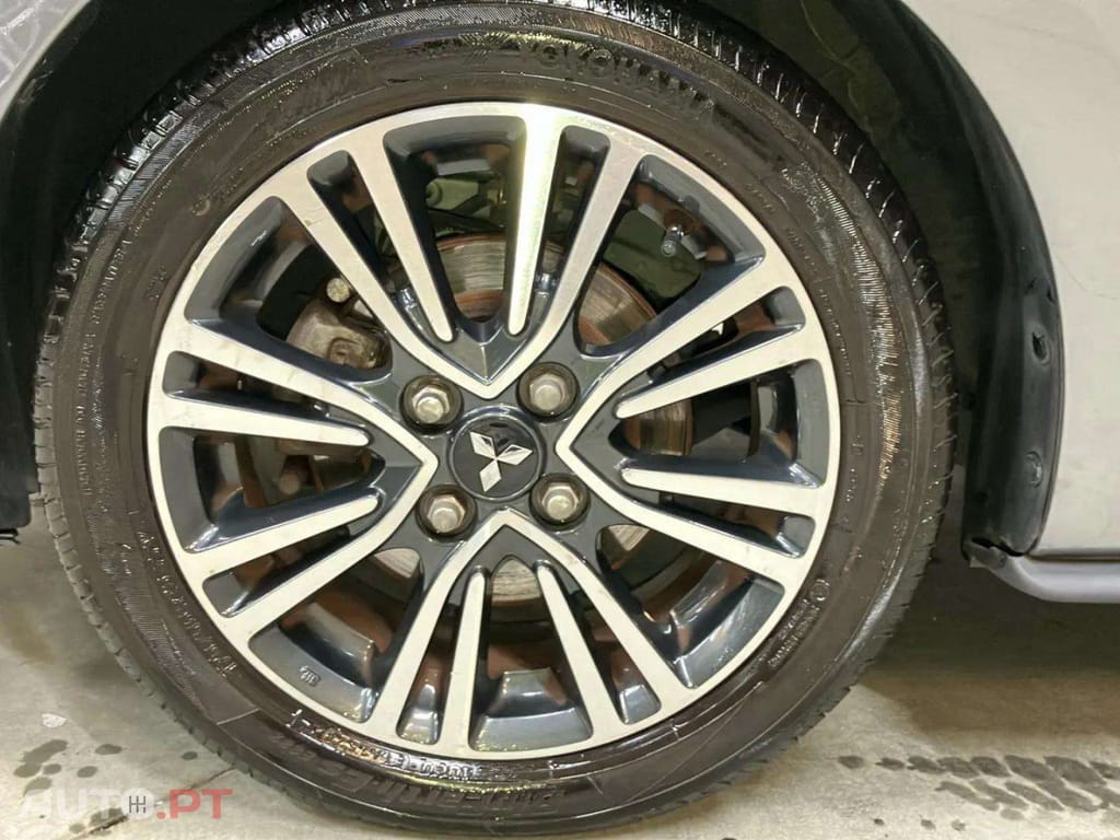 Mitsubishi Space Star 1.2 Intense