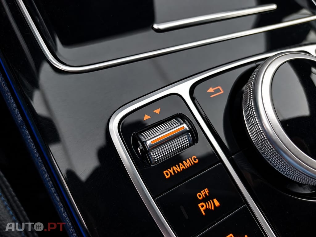 Mercedes-Benz C 300 de AMG Line