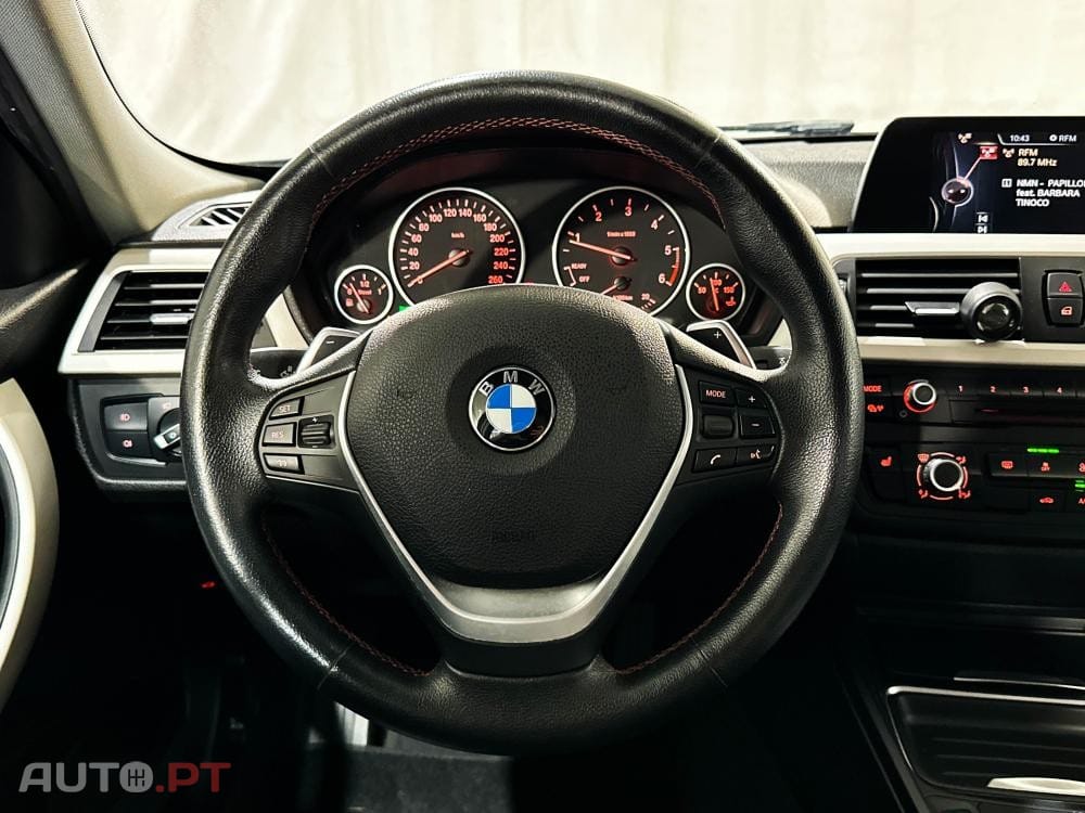 BMW 318 d Line Sport Shadow Auto