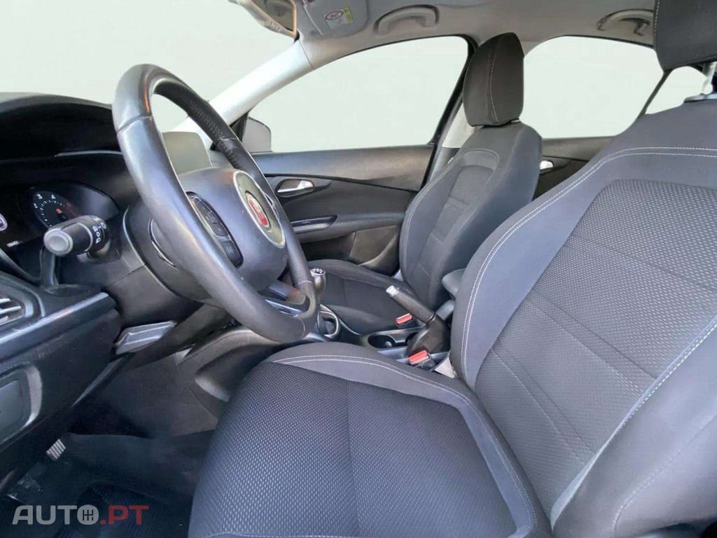 Fiat Tipo 1.3 M-Jet Lounge