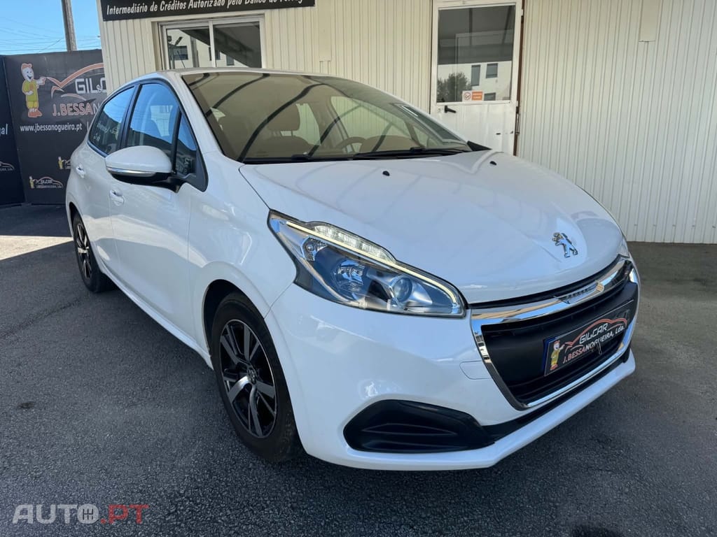 Peugeot 208 PureTech 82 Start & Stop Style
