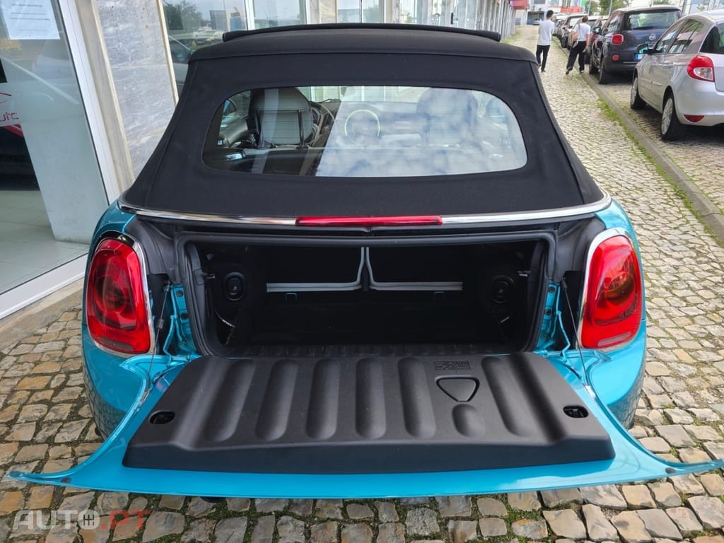 MINI Cabrio Cooper