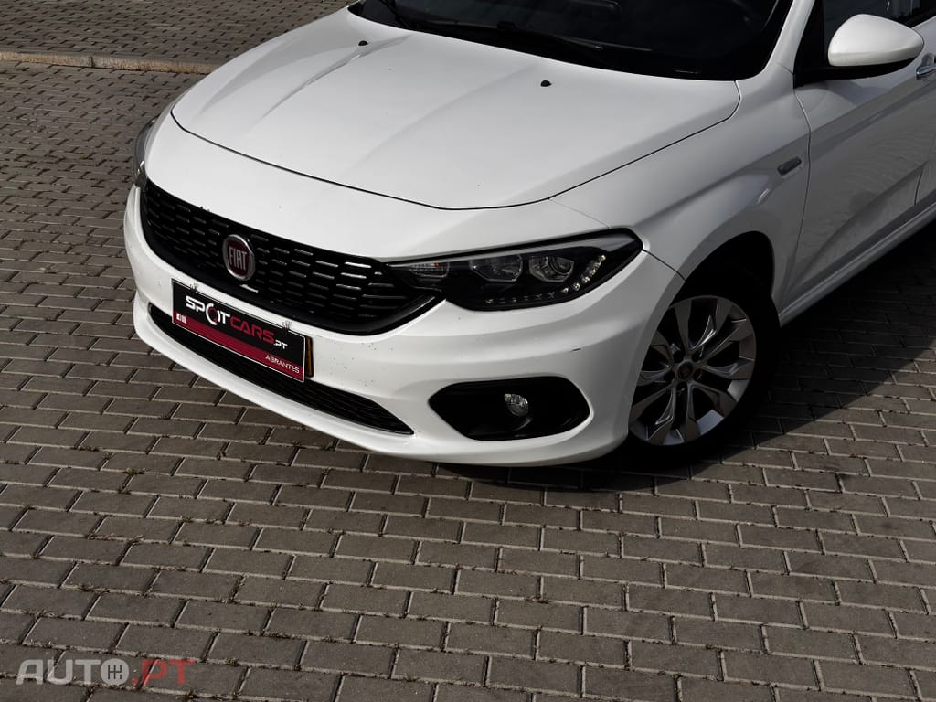 Fiat Tipo 1.3 M-Jet Lounge