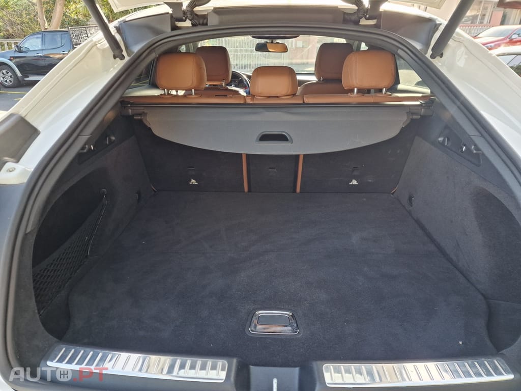Mercedes-Benz GLC 250 d Coupé AMG Line 4-Matic