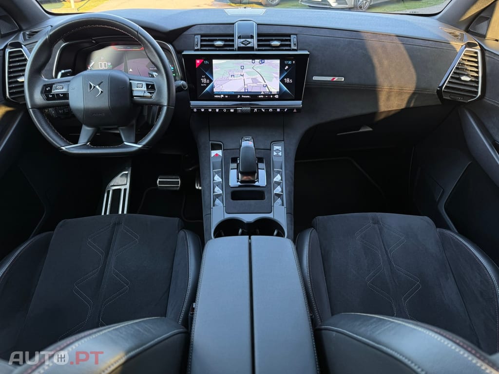 DS DS7 Crossback E-Tense Performance Line EAT8