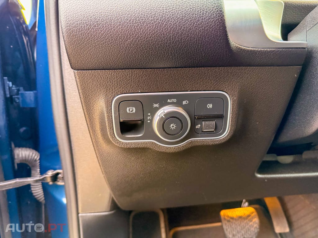 Mercedes-Benz GLB 220 d 4Matic Progressive