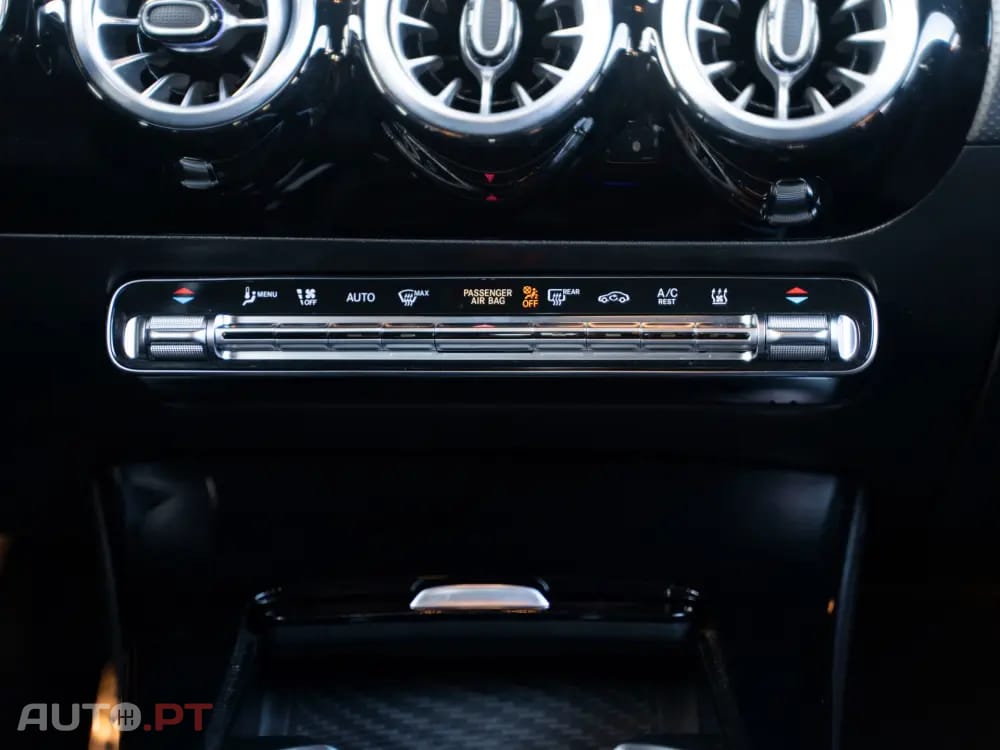 Mercedes-Benz CLA 250 e Shooting Brake AMG Line