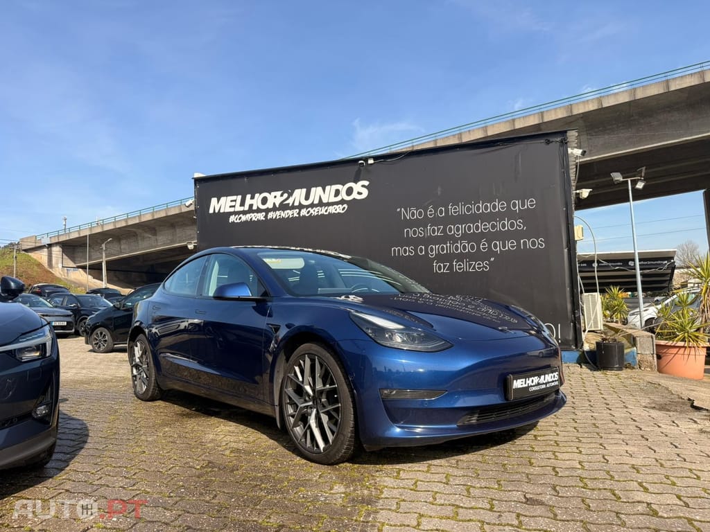 Tesla Model 3 Long-Range Dual Motor AWD