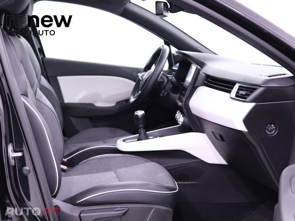 Renault Clio 1.0 TCe Techno Bi-Fuel