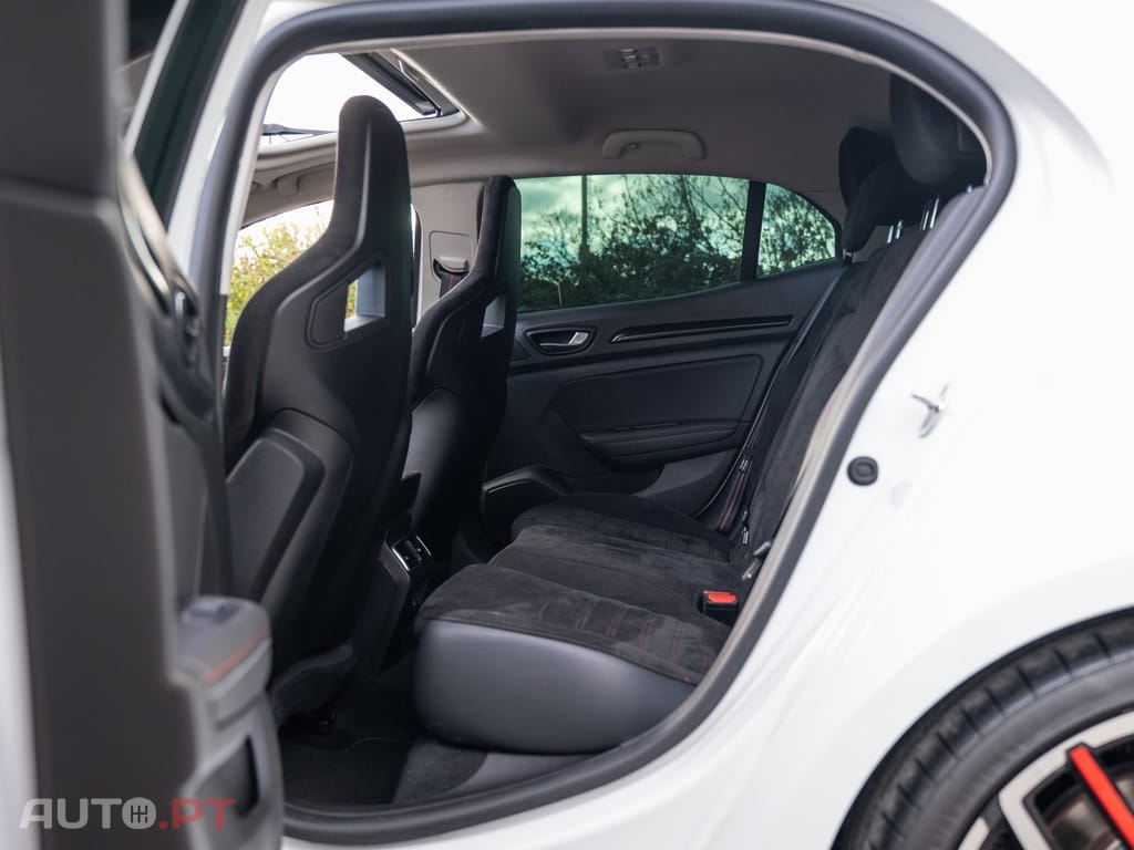 Renault Mégane TCe 300 GPF EDC R.S. TROPHY