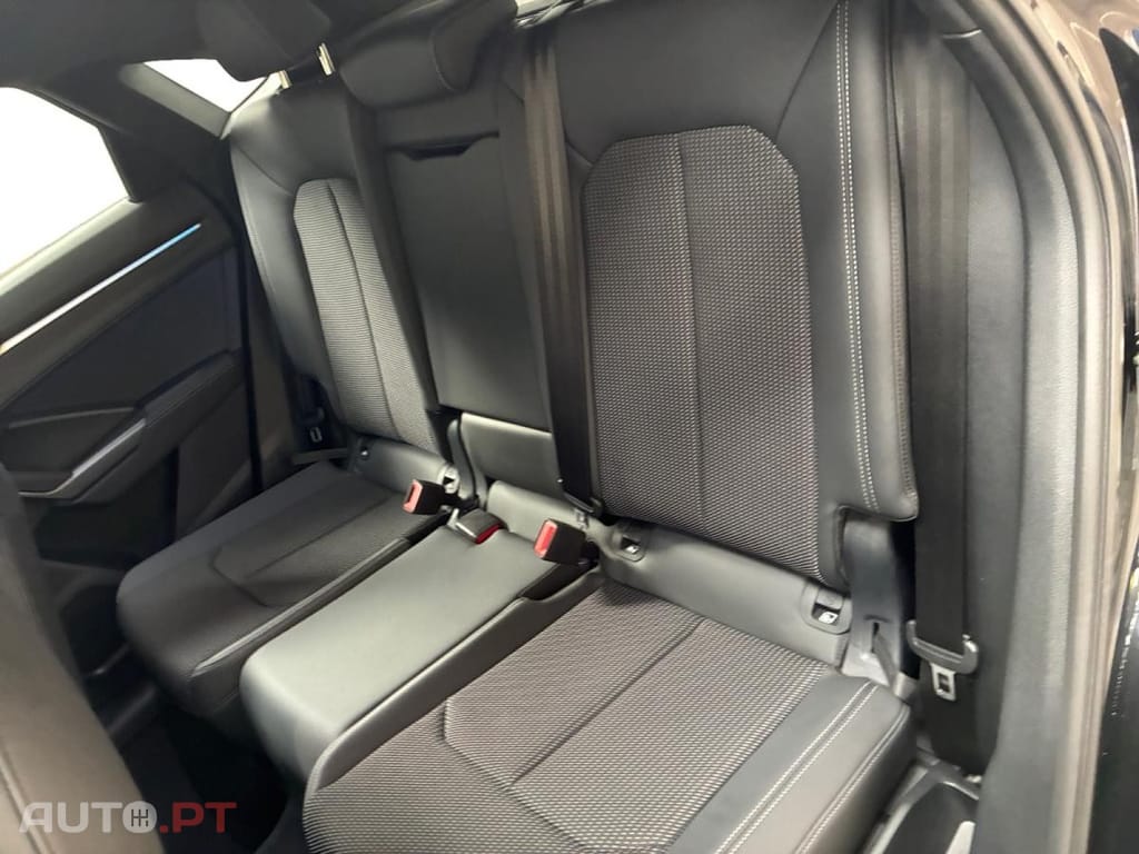 Audi Q3 35 TFSI S line S tronic