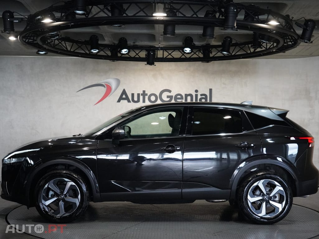 Nissan Qashqai 1.3 DIG-T N-Connecta LED+TT+SKY