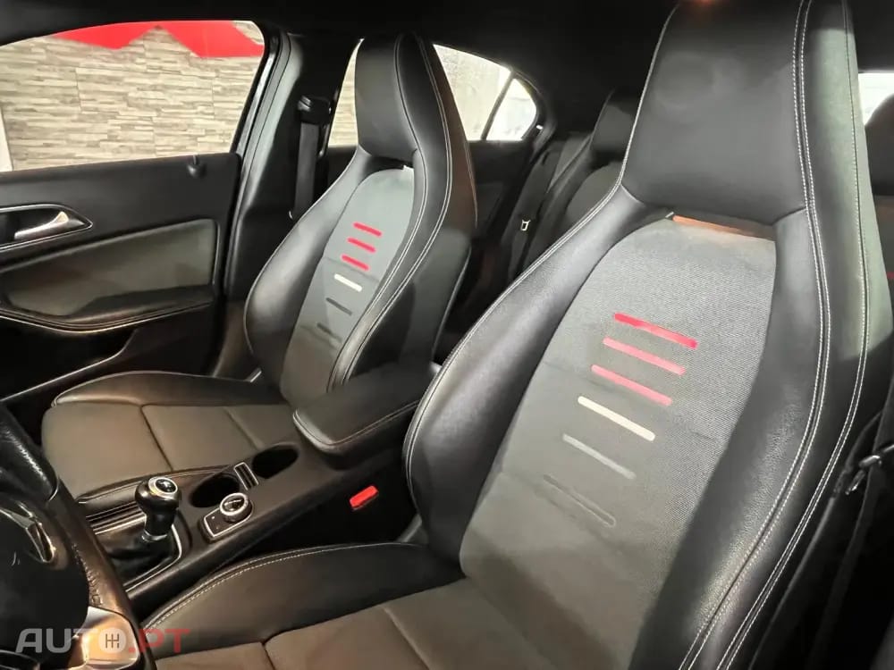 Mercedes-Benz A 180 d AMG Line