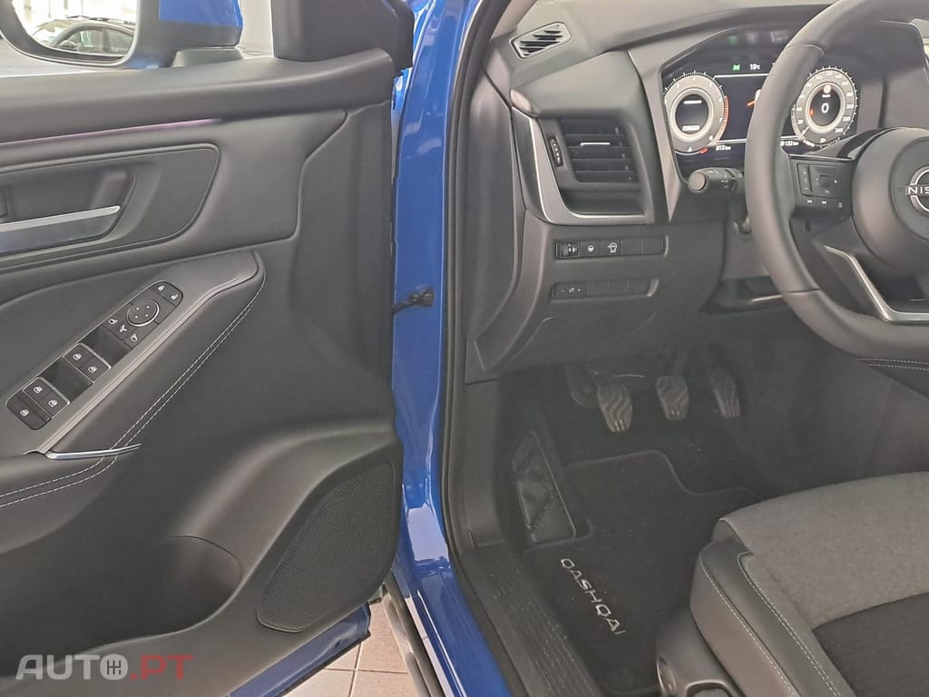 Nissan Qashqai 1.3 DIG-T N-Connecta LED