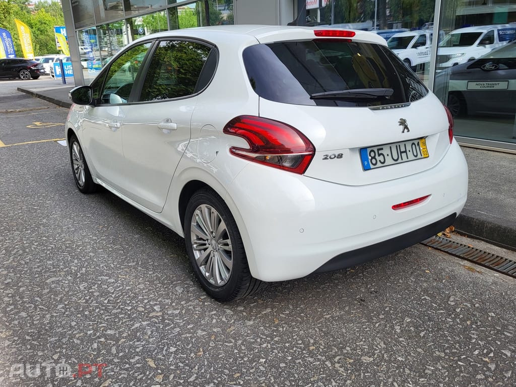 Peugeot 208 1.2 PureTech Style