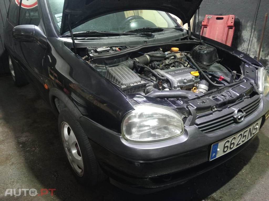 Opel Corsa 100