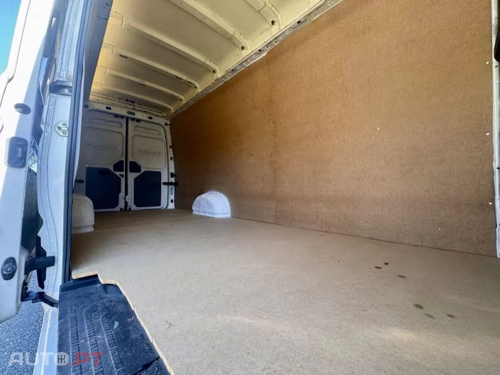 Volkswagen Crafter  35 L5H4 2.0 TDI