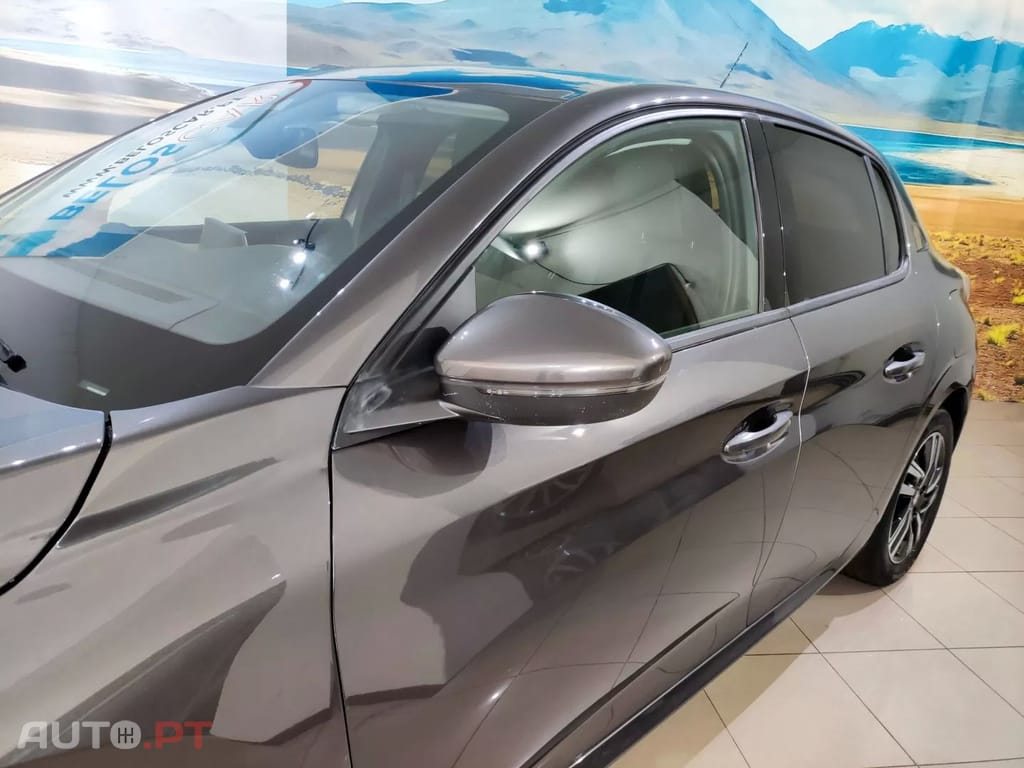 Peugeot 208 PureTech 100 Style