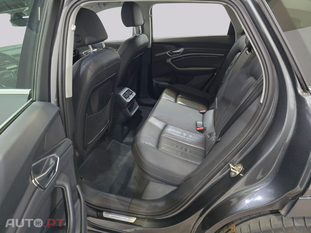 Audi E-Tron 50 Quattro S-Line