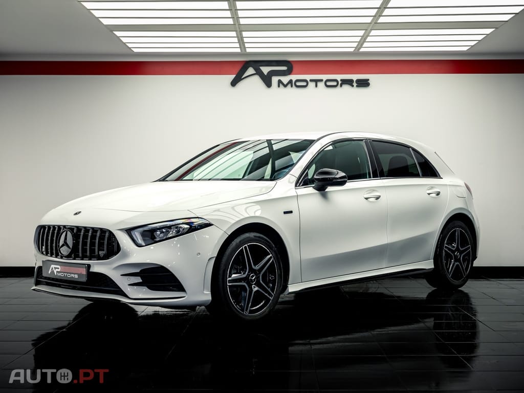 Mercedes-Benz A 250 e AMG Line