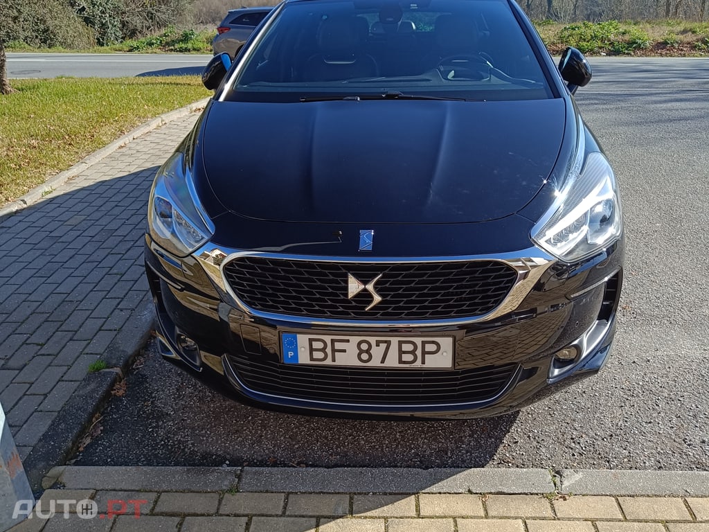 DS DS5 DS5 BlueHdi so chic 2.0