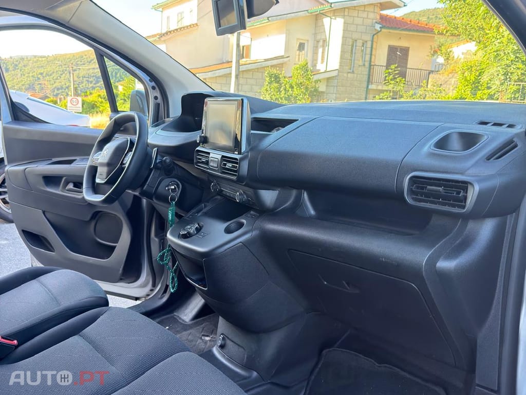 Peugeot Partner 1.6 BlueHDI  , 130cv , automática 8 velocidades